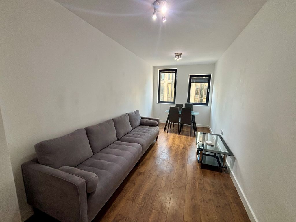 Property photo 3 of 6 Living Area