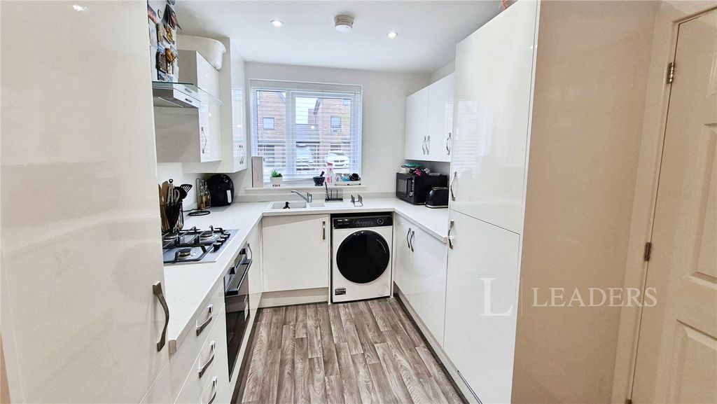 Property photo 3 of 11 Picture No. 09