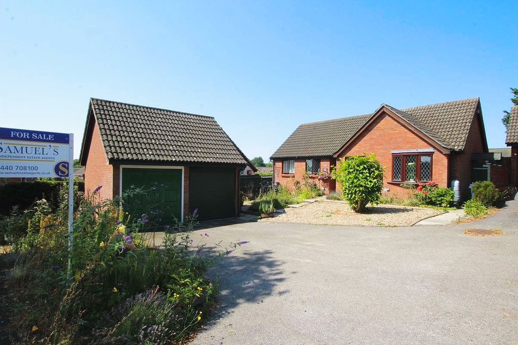 Property photo 1 of 18