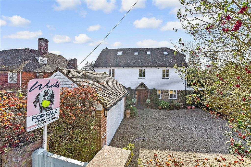 Property photo 2 of 20 External (Brochure)