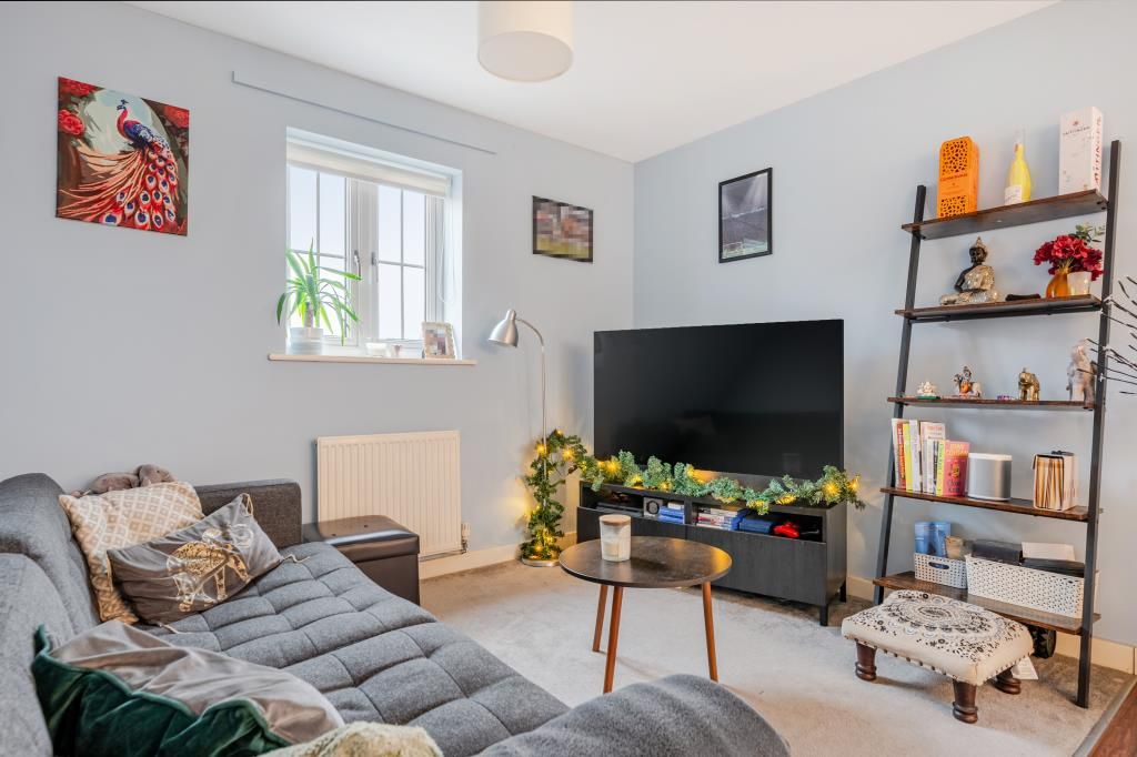 Property photo 3 of 18 Living Area