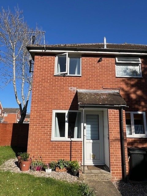 Property photo 1 of 7 Exterior