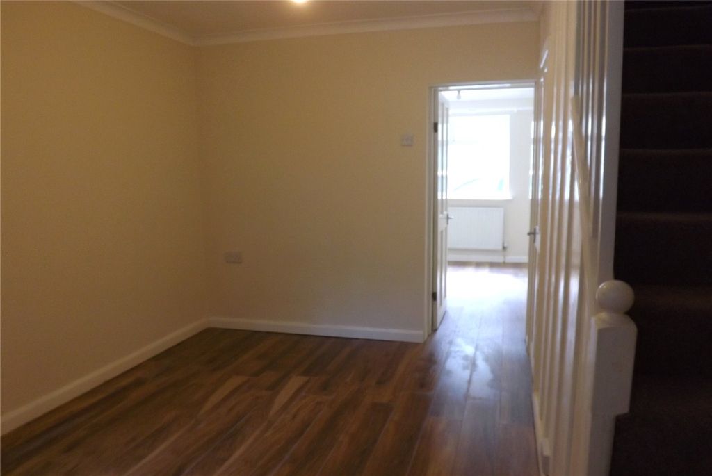 Property photo 2 of 14 Picture No. 07