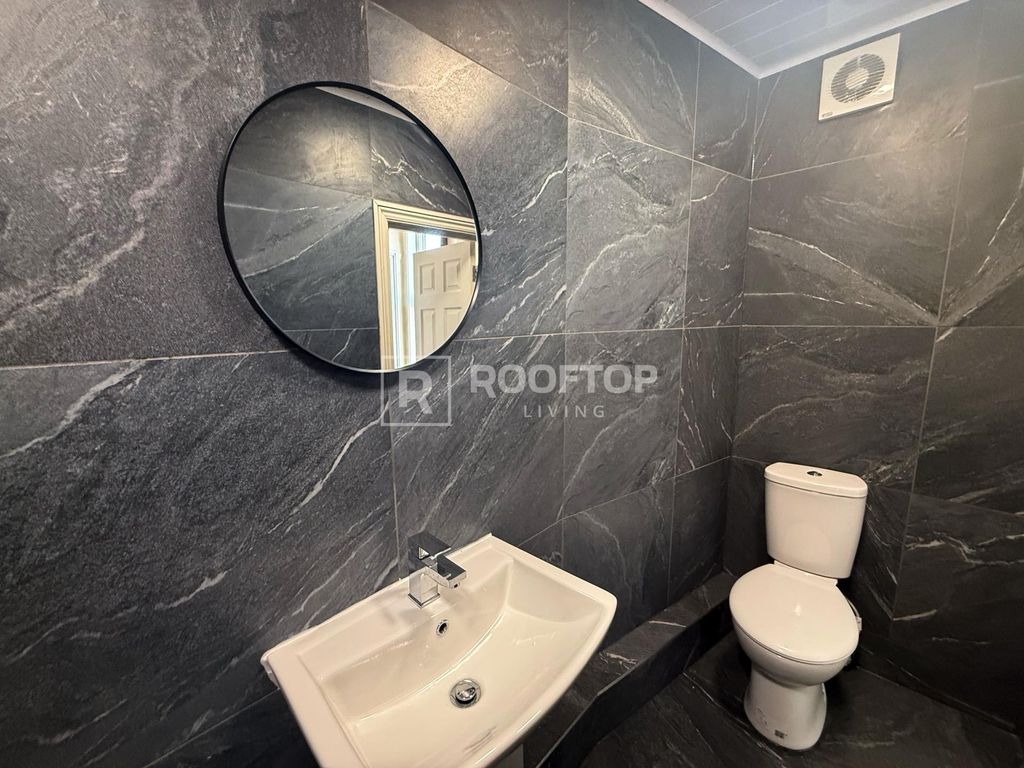 Property photo 2 of 15 Property Photo