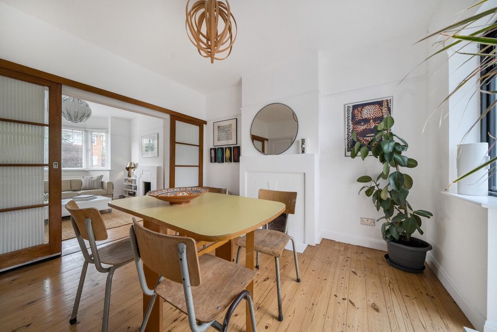 Property photo 3 of 25 Picture No. 33