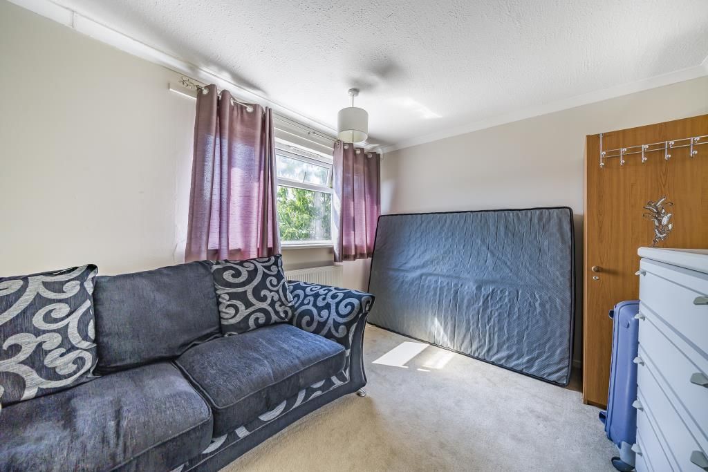 Property photo 3 of 10 Bedroom