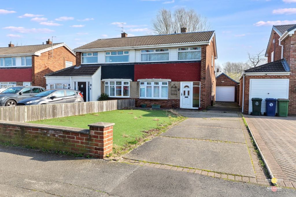 Property photo 1 of 16