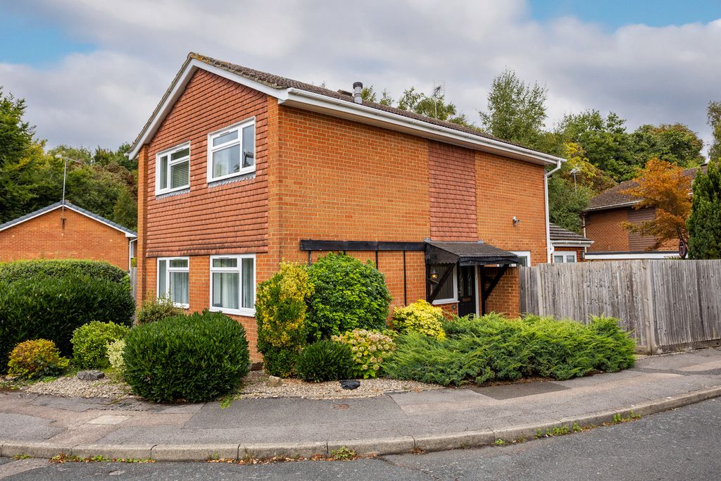 Property photo 1 of 39