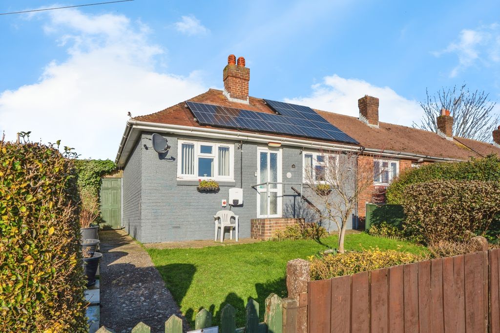 Property photo 2 of 19