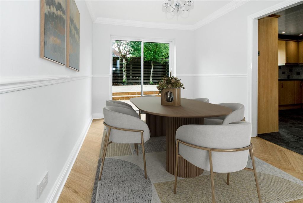 Property photo 3 of 31 Dining Room.Jpg