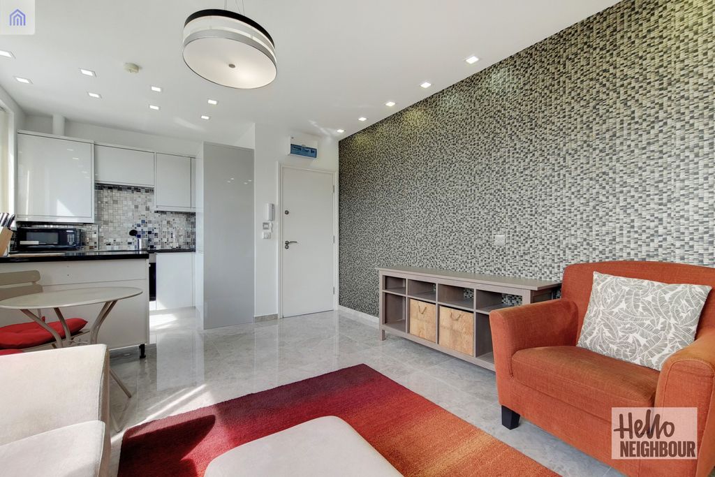 Property photo 3 of 11 Photo 2