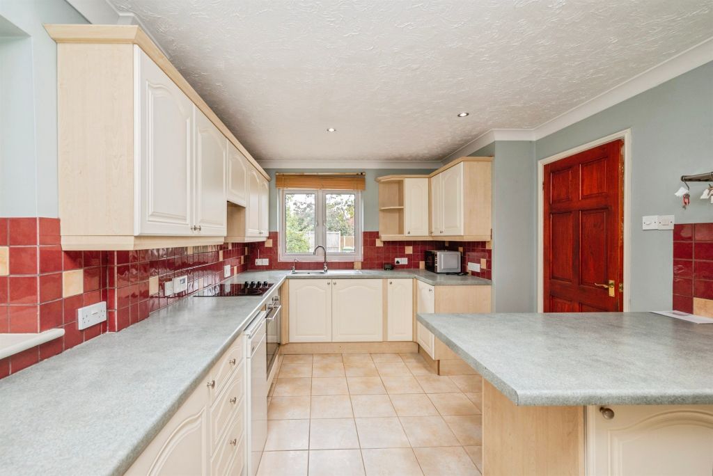 Property photo 2 of 22