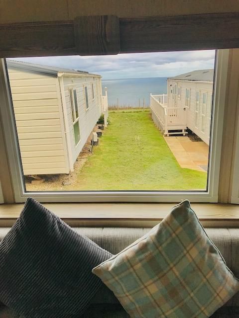 Property photo 1 of 33 Lounge/Dining Room With Sea View