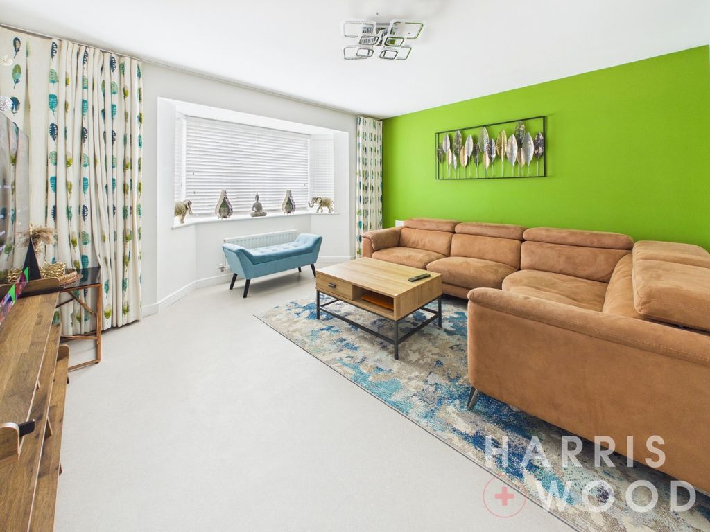 Property photo 3 of 19 5266493