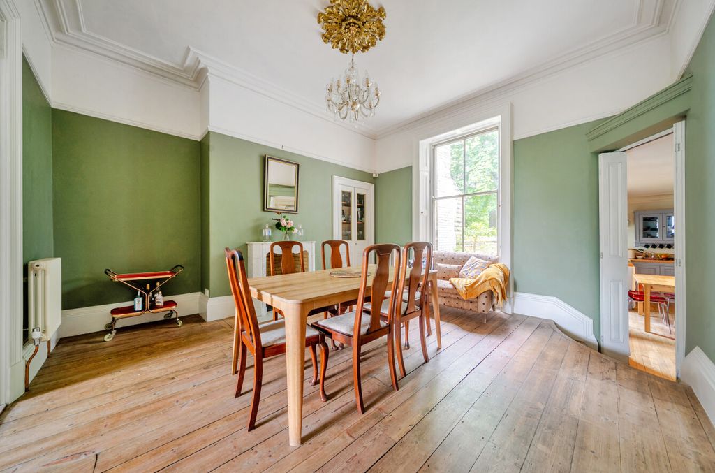 Property photo 3 of 21 Dining Room
