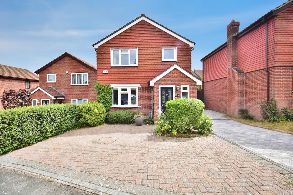 Property photo 1 of 18 Pbox-Img.Jpg