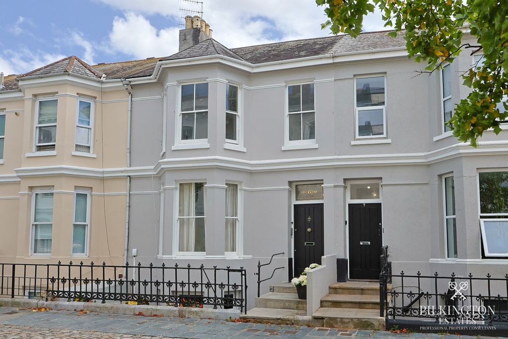 Property photo 1 of 11 5326322