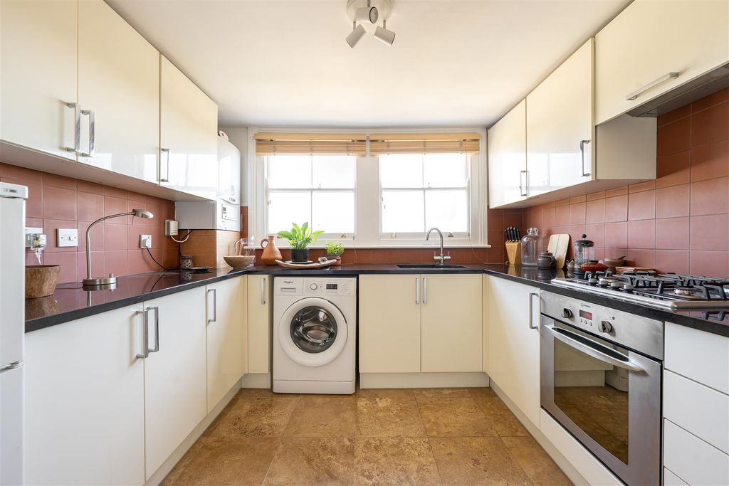 Property photo 3 of 21 Kitchen.Jpg