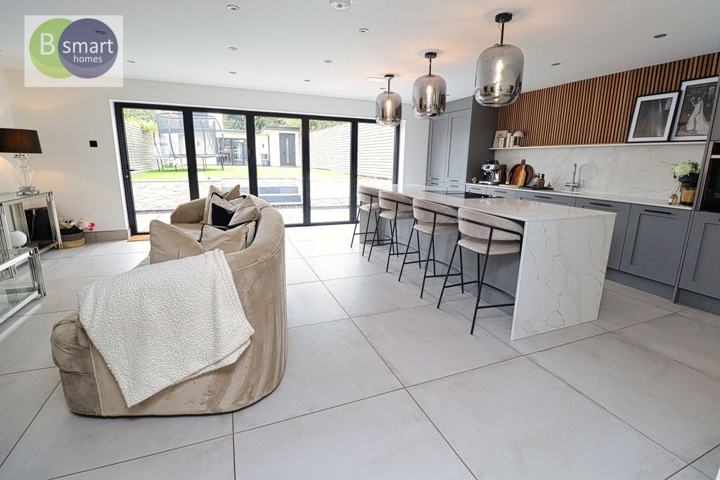 Property photo 2 of 25 Img_0961