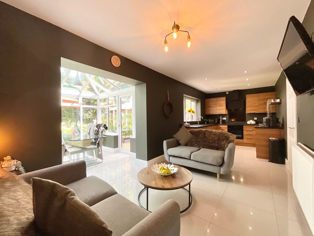 Property photo 3 of 26