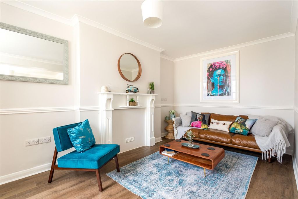 Property photo 2 of 15 Lounge 1.Jpg