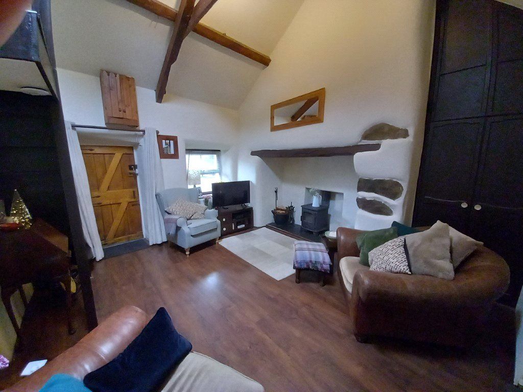 Property photo 2 of 20 Picture No. 18