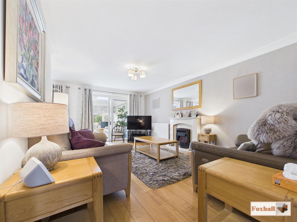 Property photo 2 of 22 Lounge/Diner