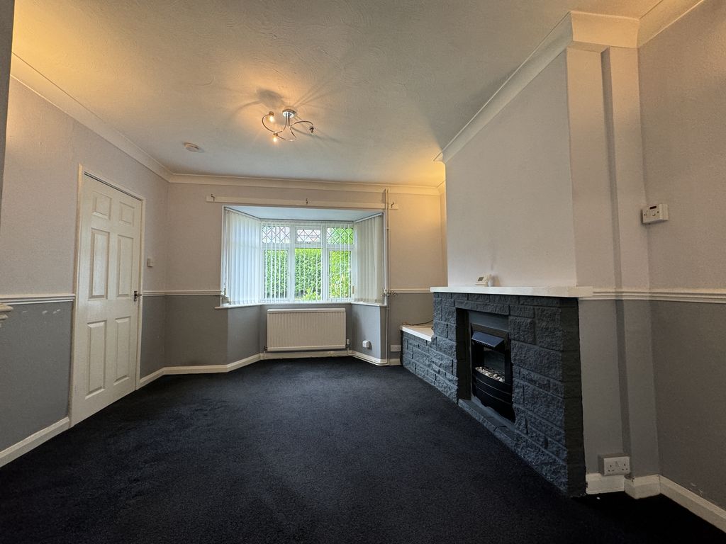 Property photo 3 of 17 Photo 1