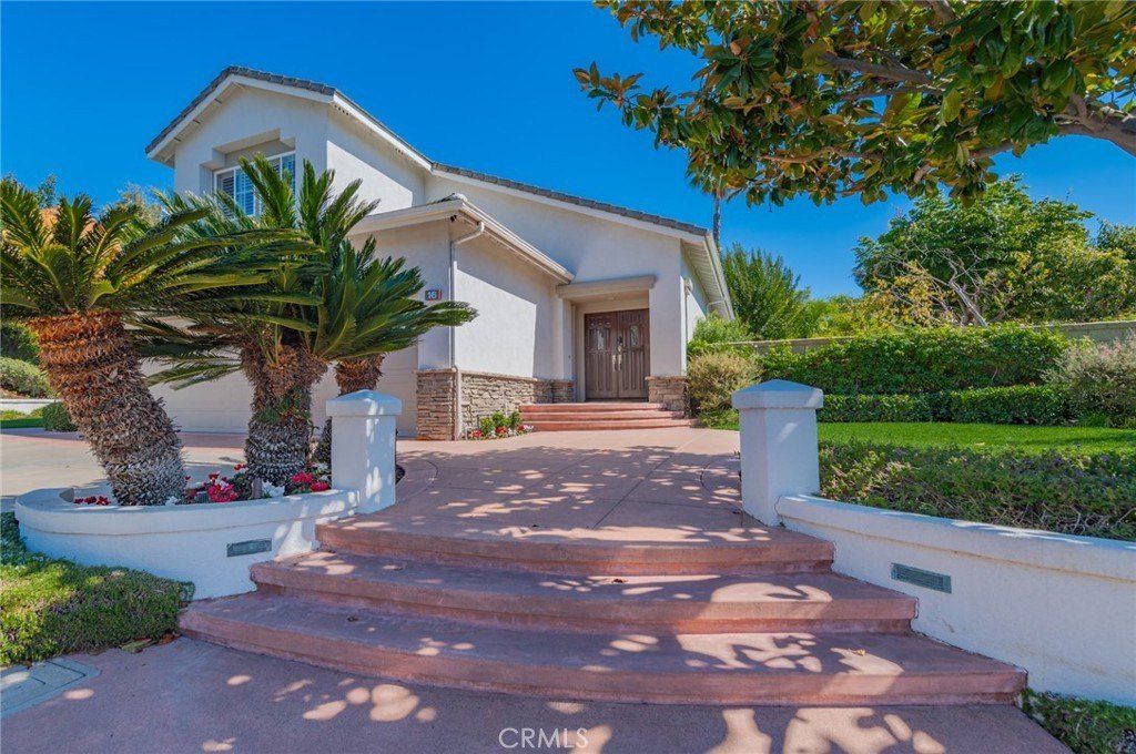 Property photo 3 of 46