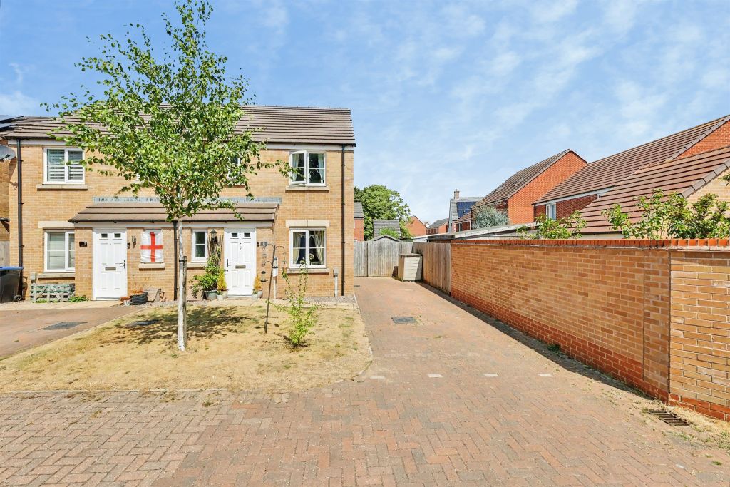 Property photo 1 of 20