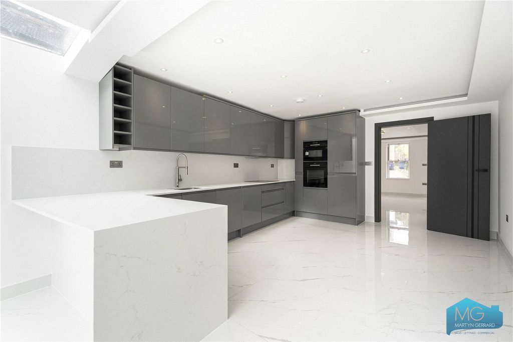 Property photo 1 of 23 Picture No. 40