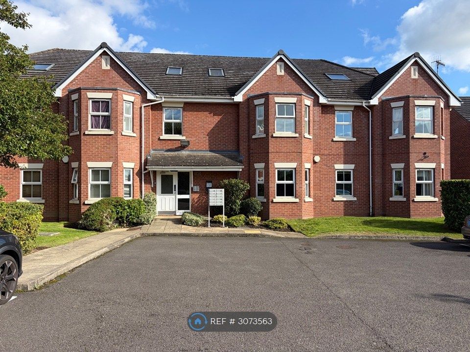 Property photo 1 of 5 Car Park &amp; Entrance