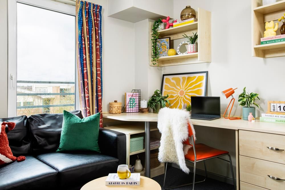 Property photo 3 of 6