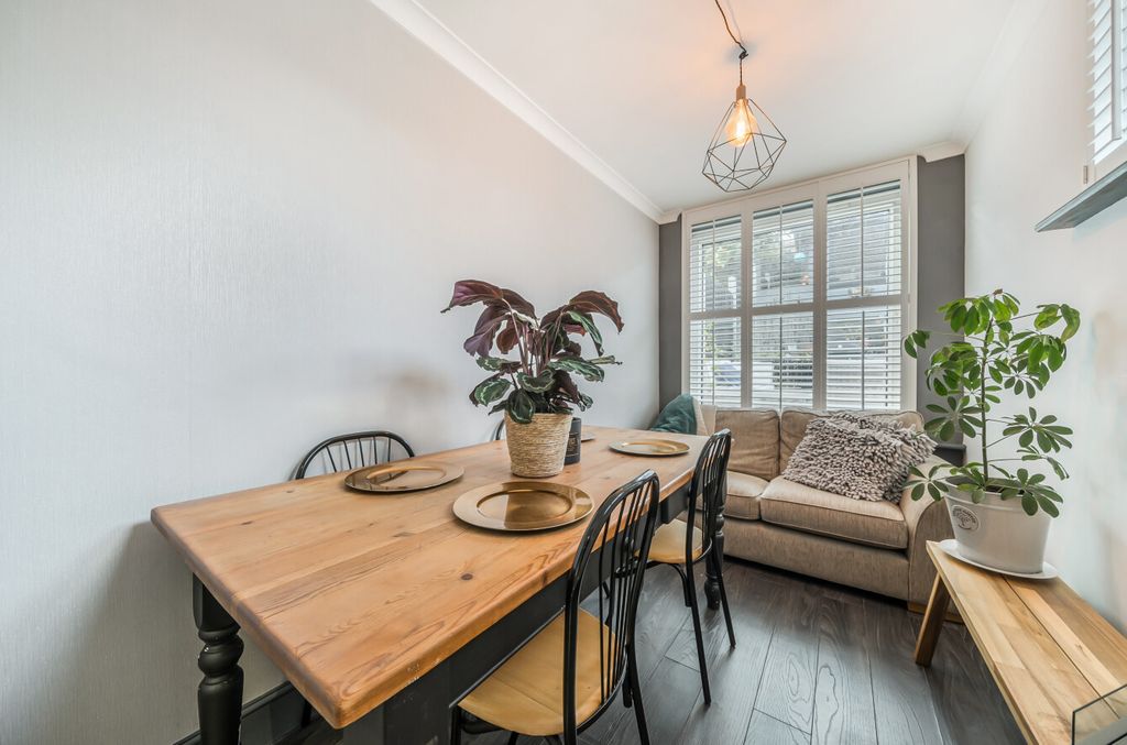 Property photo 2 of 16 1383270-12-691F13...