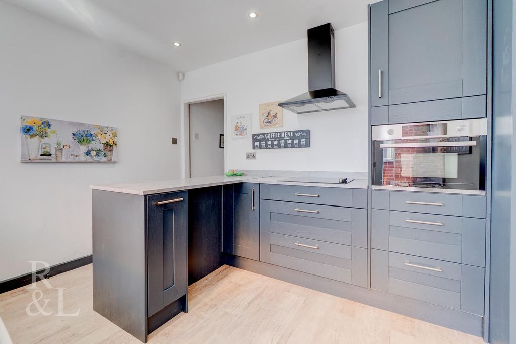 Property photo 3 of 18 Batched  (33).Jpg