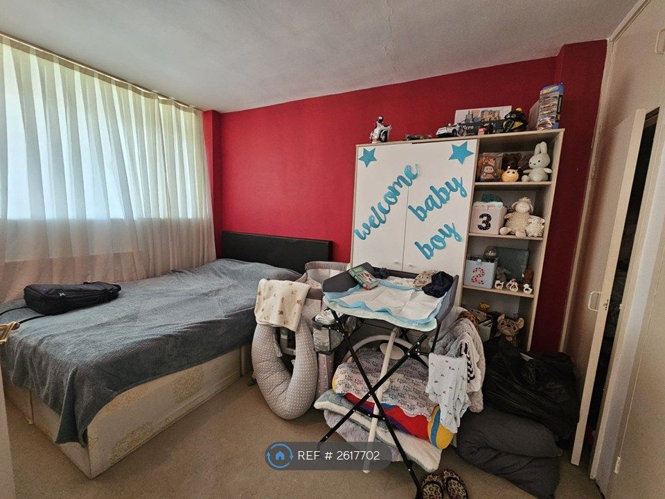 Property photo 2 of 5