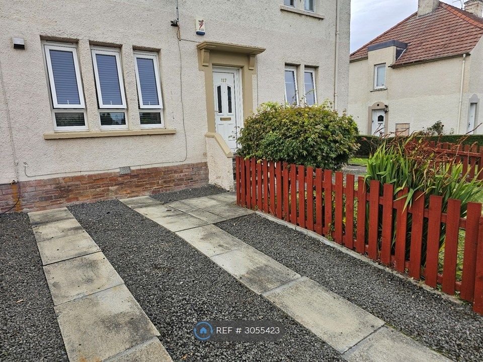 Property photo 2 of 20