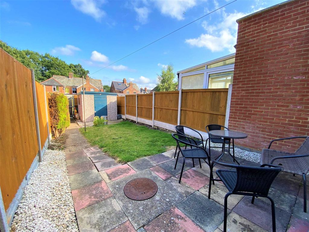 Property photo 2 of 11