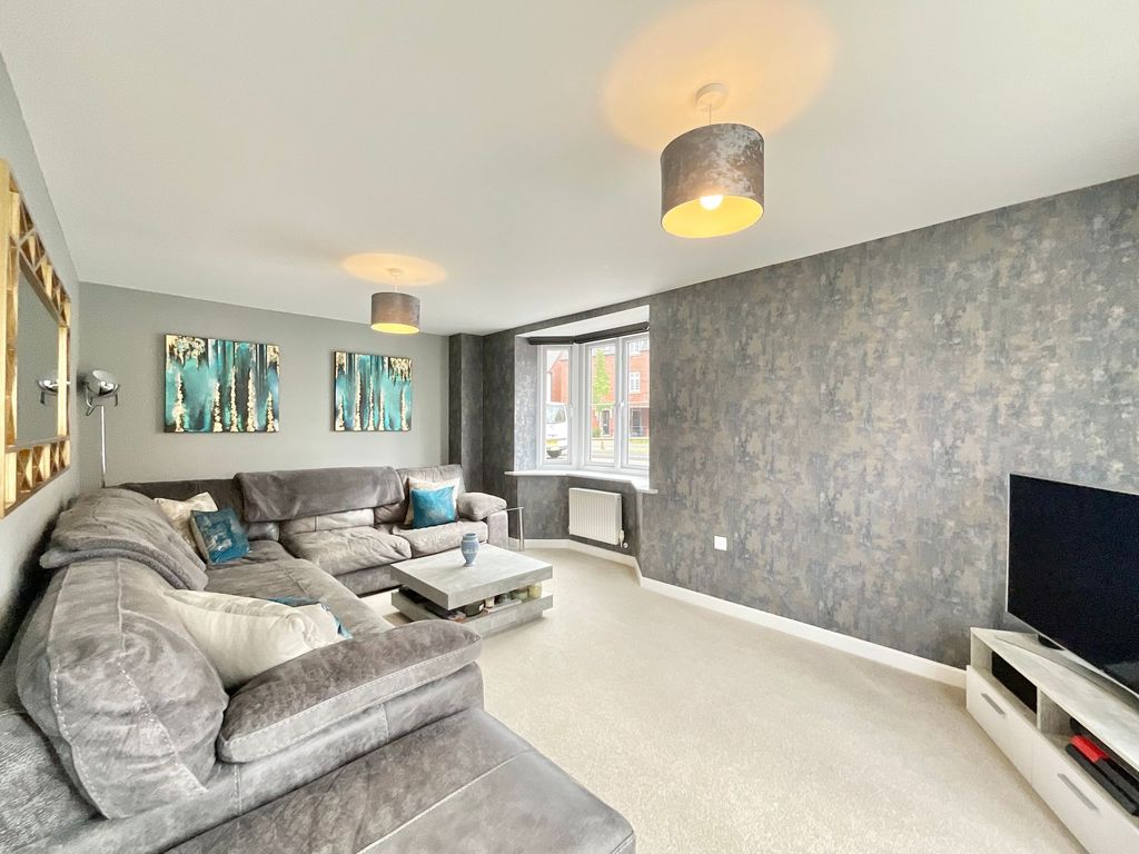 Property photo 3 of 24