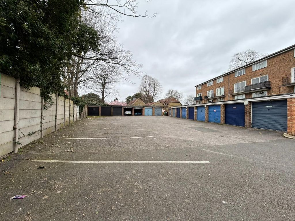 Property photo 3 of 4 Img_2732.Jpeg