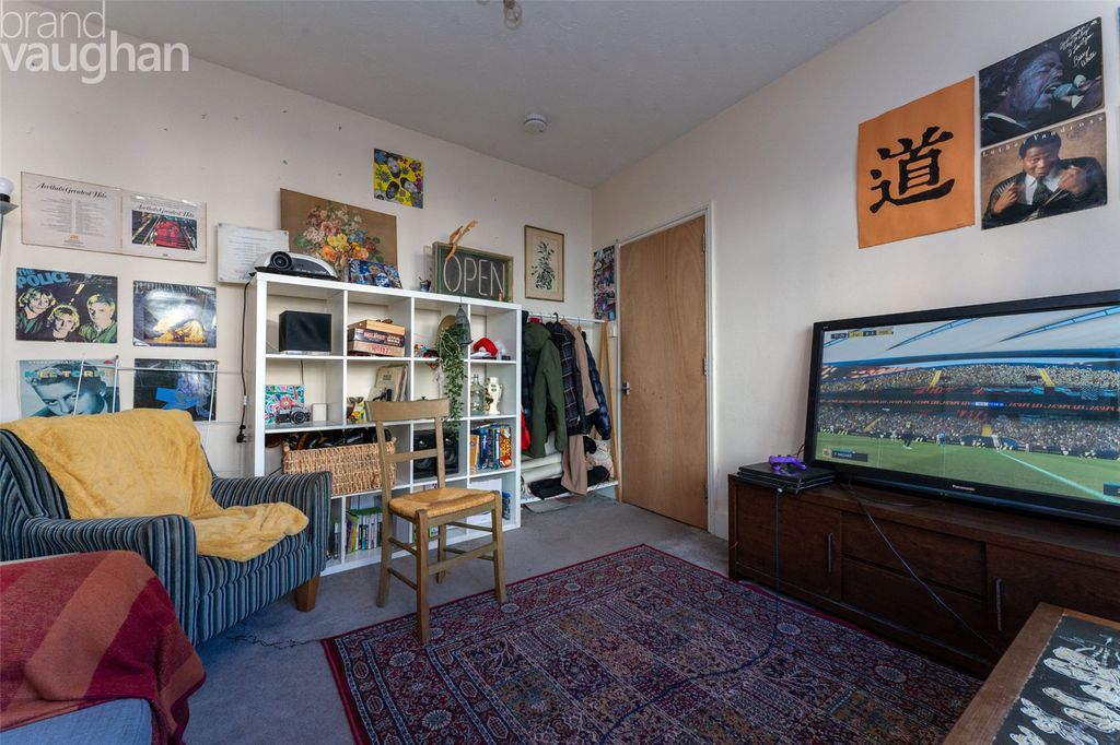 Property photo 1 of 16 Picture No. 19