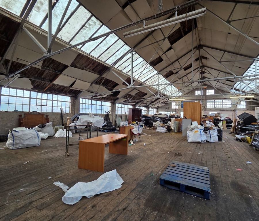 Property photo 3 of 35