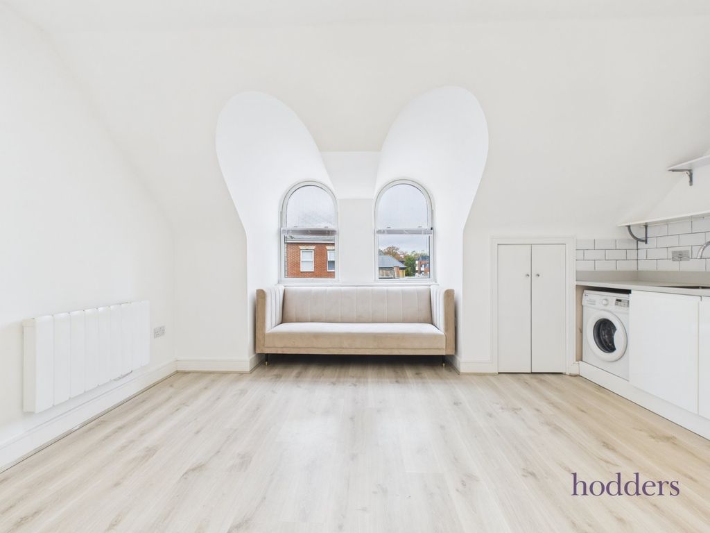 Property photo 2 of 10 Picture No. 06