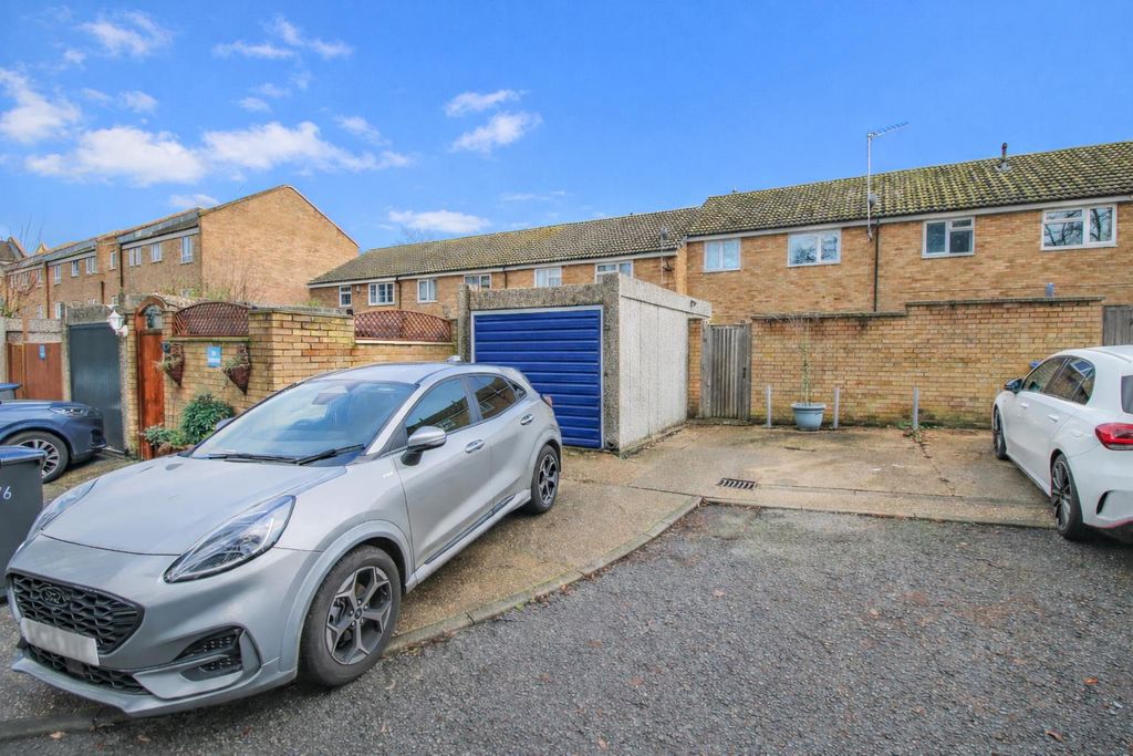 Property photo 3 of 12 Img_1000.Png