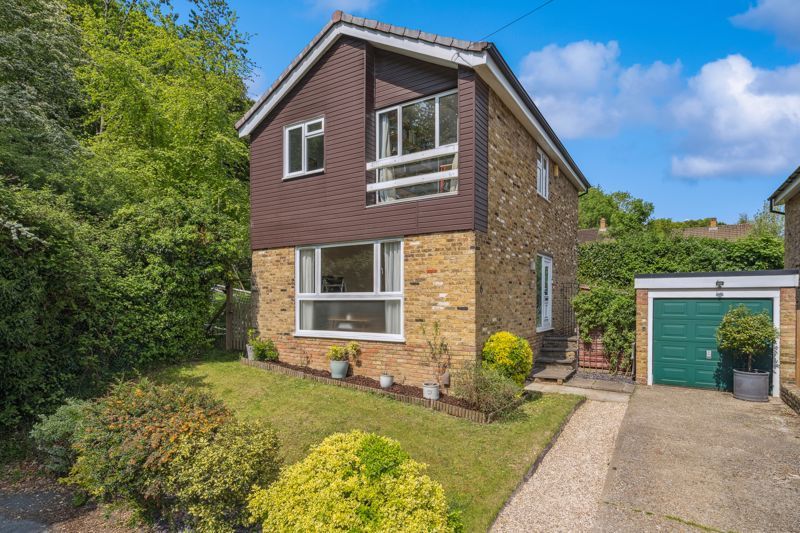 Property photo 1 of 17 Photo 9