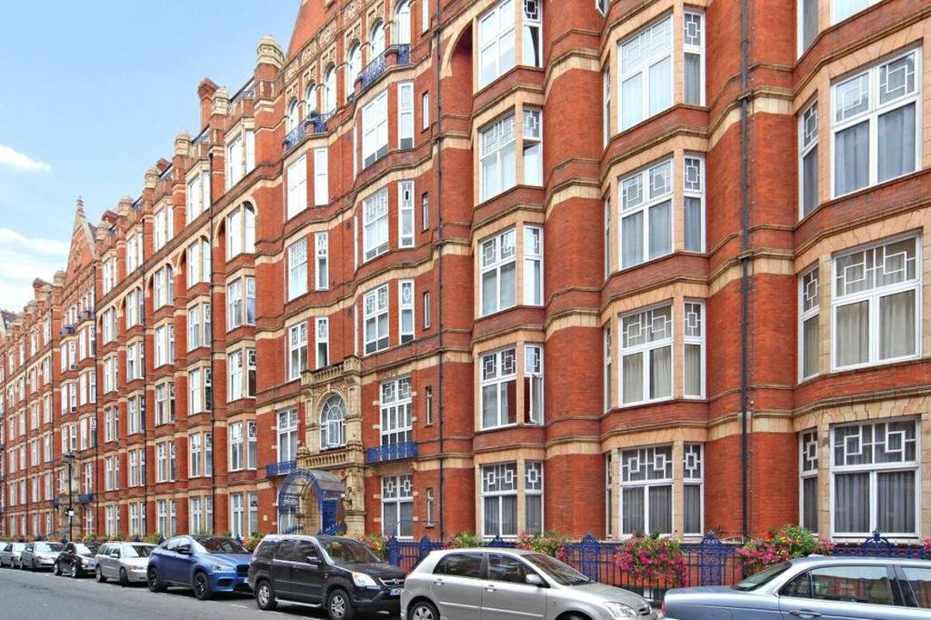 Property photo 1 of 5