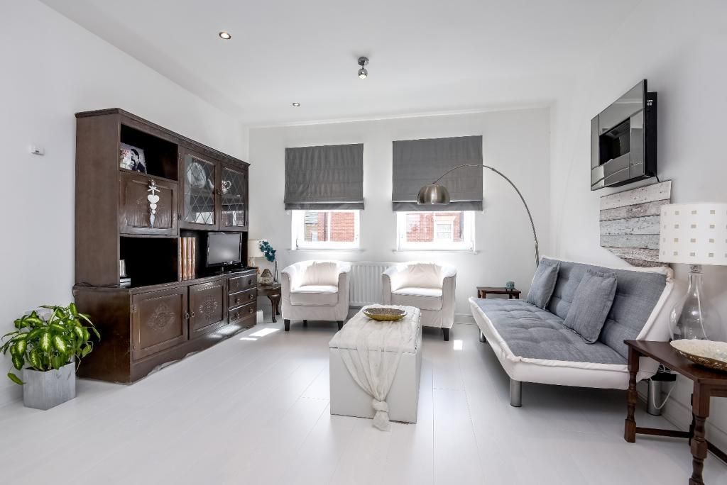 Property photo 3 of 21 Photo 2