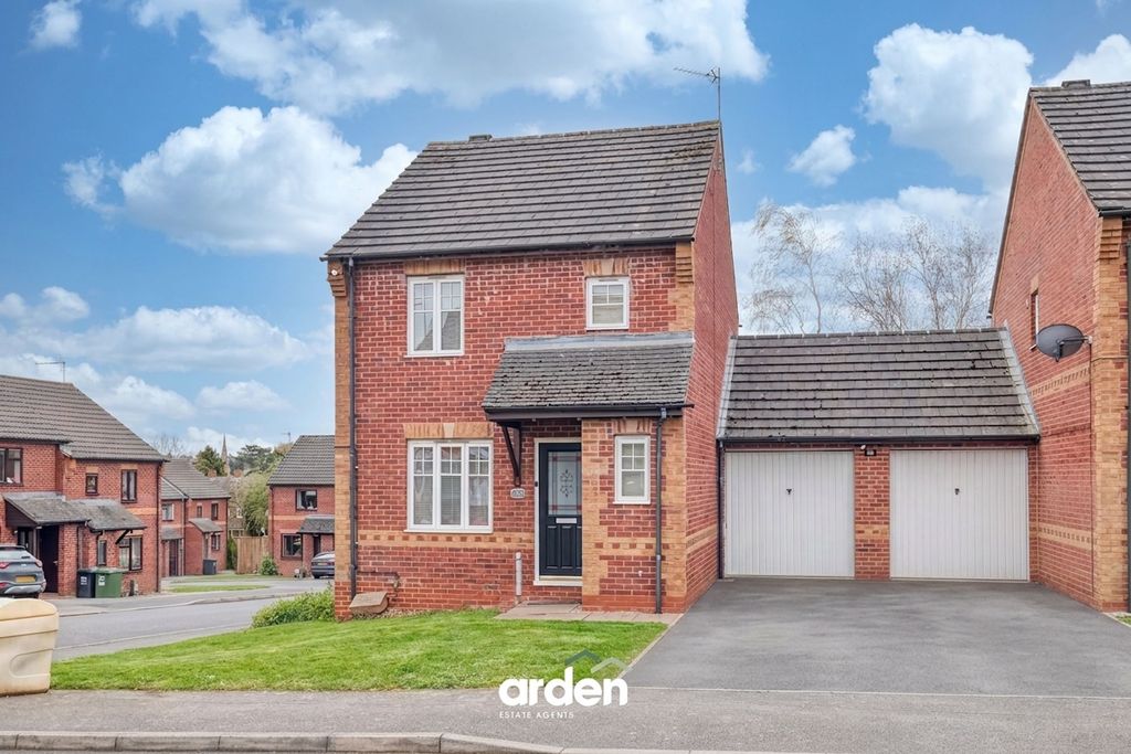 Property photo 1 of 11