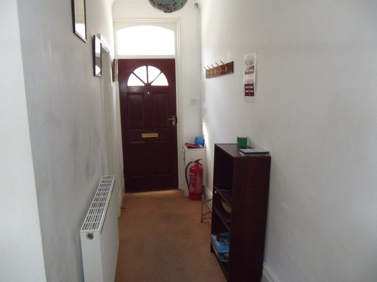 Property photo 2 of 13 Entrance Hall