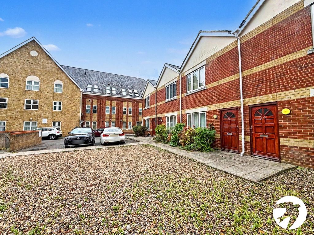 Property photo 2 of 10 Picture No. 03
